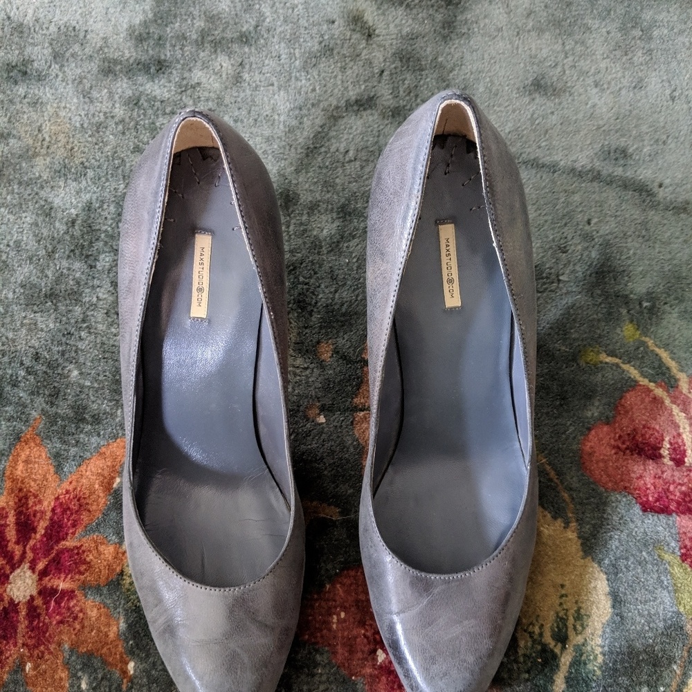 Max Studio gray heels.